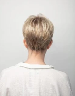 Carter By Rene Of Paris | Lace Front -Wig Discount Store 6528 Carter Creamy Dolce BK 768x990 1