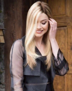 Dominique Petite Wig By Fair Fashion | Human Hair -Wig Discount Store DOMINIQUE 0030 768x768 2c69666b 1162 47fe 9de9 d6b6b194f048