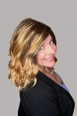 Avalon Wig By Estetica | Synthetic Wig -Wig Discount Store EsteticaAvalonGoldenGingerSIDEFACE