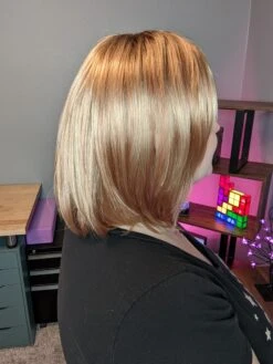 Heather Wig By Estetica -Wig Discount Store EsteticaHeatherinR20RT8Side2