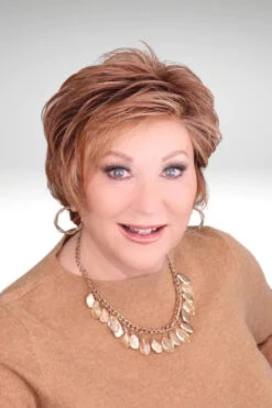 Fierce And Focused Wig By Raquel Welch -Wig Discount Store Fierce FocusedSSIcedPumpkinSpiceRL29 33SSfromt