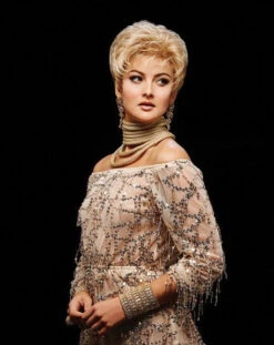 Acclaim Wig By Gabor | Petite Cap -Wig Discount Store GB Acclaim GoldenAnniversary Model Editorial1 c1addb0d 14f2 4bec a067 04ef3d174c89