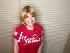 Flirty Fringe Bob Wig By Hairdo -Wig Discount Store HAIRDOFlirtyFringeBobSS252