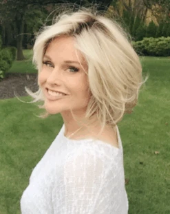 Upstage Wig By Raquel Welch -Wig Discount Store IMG 7803