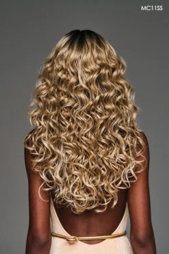 Laila Wig By Kim Kimble | Heat-Friendly Synthetic -Wig Discount Store KK Laila Model2 Side3