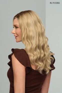 Day To Date Wig By Raquel Welch | Heat-Friendly Synthetic -Wig Discount Store RW DayToDate Model2 Side3