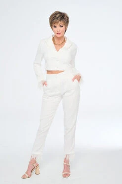 Fierce And Focused Wig By Raquel Welch -Wig Discount Store RW Fierce Focused Model Front3