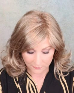 Sonia Wig By Envy -Wig Discount Store SoniaEnvyGingerCreamTop