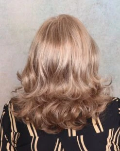 Sonia Wig By Envy -Wig Discount Store SoniaEnvyGingerCreamback