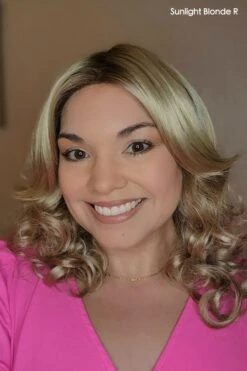 Breeze Wig By TressAllure | Synthetic -Wig Discount Store cTressAllureBreezeFront